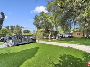 9506 Yolanda Avenue, Northridge CA 91324