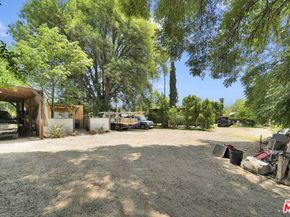 9506 Yolanda Avenue, Northridge CA 91324