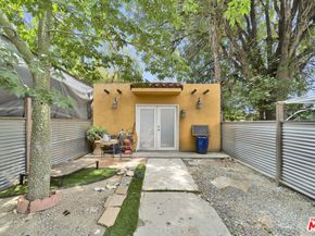 9506 Yolanda Avenue, Northridge CA 91324
