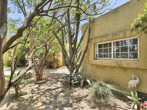9506 Yolanda Avenue, Northridge CA 91324