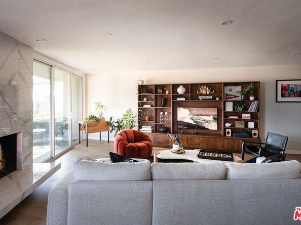 8401 Fountain Avenue 12, West Hollywood CA 90069