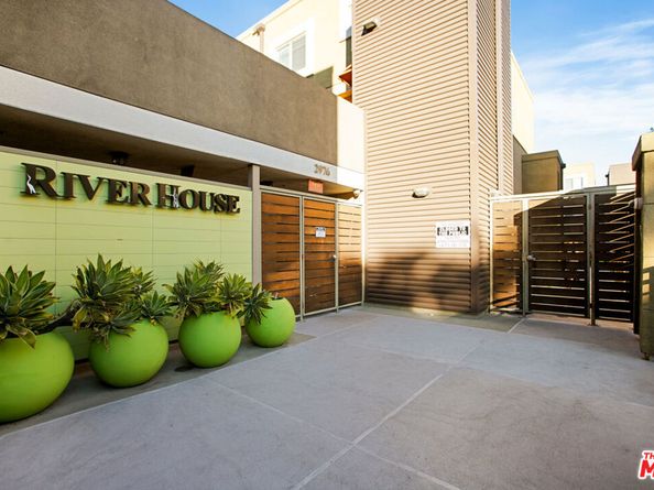 2978 Ripple Place 105, Los Angeles CA 90039