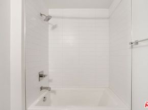 2978 Ripple Place 105, Los Angeles CA 90039