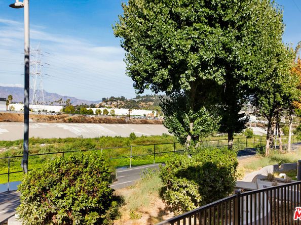 2978 Ripple Place 105, Los Angeles CA 90039