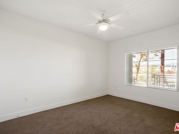 2978 Ripple Place 105, Los Angeles CA 90039