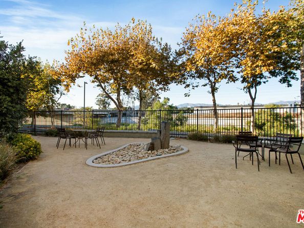2978 Ripple Place 105, Los Angeles CA 90039