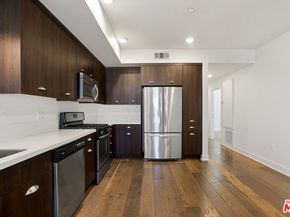 2978 Ripple Place 105, Los Angeles CA 90039