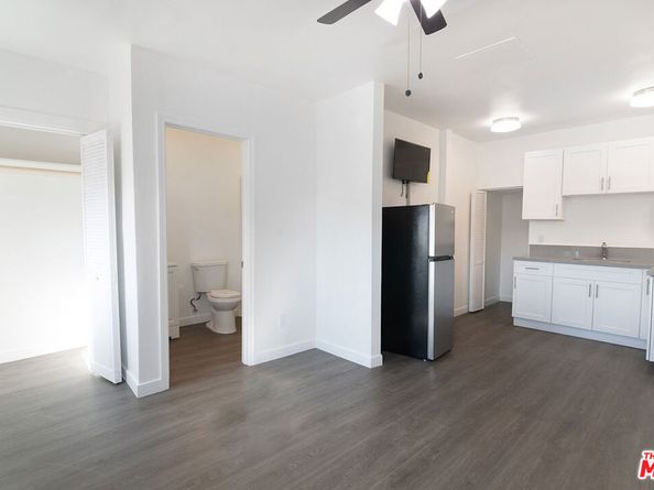 1820 W 11th Street, Los Angeles CA 90006