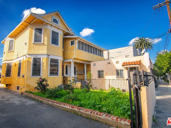 1820 W 11th Street, Los Angeles CA 90006