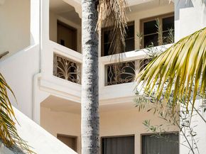 1111 S Crescent Heights Boulevard, Los Angeles CA 90035