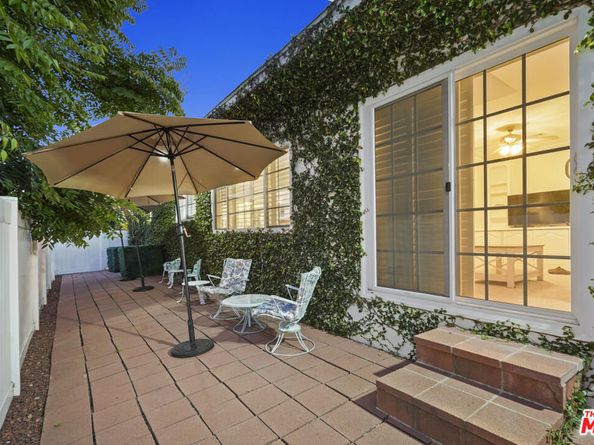 11538 La Maida Street, Valley Village CA 91601