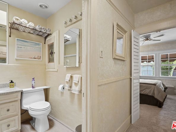 11538 La Maida Street, Valley Village CA 91601