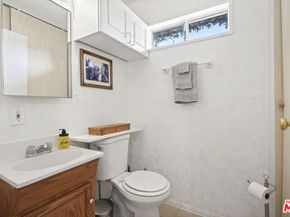 11538 La Maida Street, Valley Village CA 91601