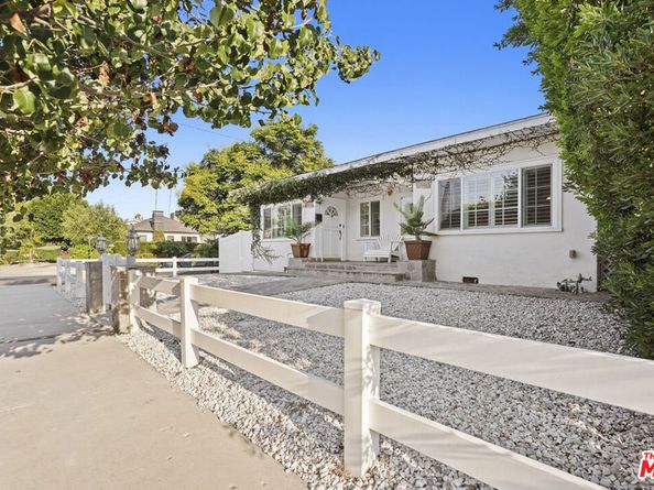 11538 La Maida Street, Valley Village CA 91601