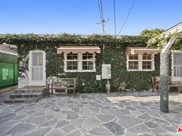 11538 La Maida Street, Valley Village CA 91601