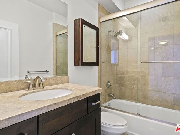 2512 28th Street 104, Santa Monica CA 90405