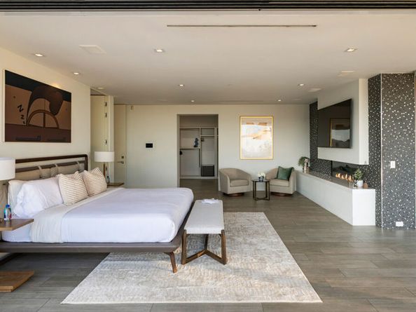 7080 Mulholland Drive, Los Angeles CA 90068