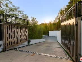 7080 Mulholland Drive, Los Angeles CA 90068