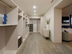 7080 Mulholland Drive, Los Angeles CA 90068