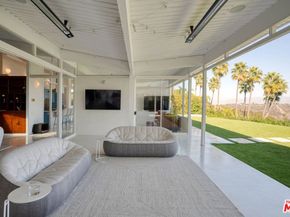 2262 Stradella Road, Los Angeles CA 90077