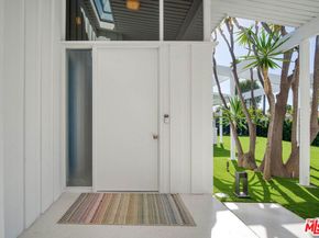 2262 Stradella Road, Los Angeles CA 90077