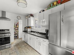 836 Hilldale Avenue, West Hollywood CA 90069