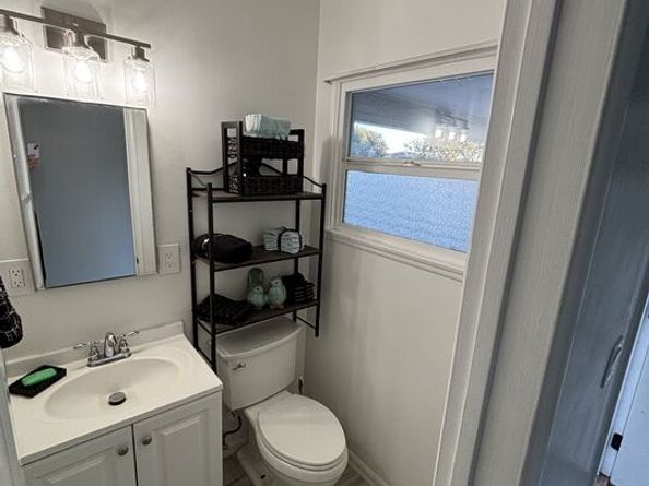 13025 Dewey Street, Los Angeles CA 90066