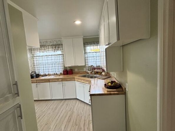 13025 Dewey Street, Los Angeles CA 90066