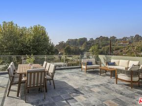 257 Entrada Drive, Santa Monica CA 90402