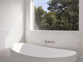 257 Entrada Drive, Santa Monica CA 90402