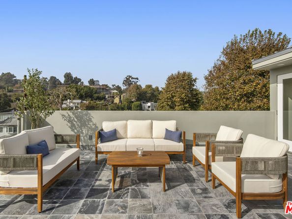 257 Entrada Drive, Santa Monica CA 90402