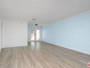 11138 Aqua Vista Street 3, Studio City CA 91602