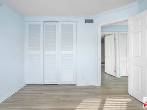 11138 Aqua Vista Street 3, Studio City CA 91602