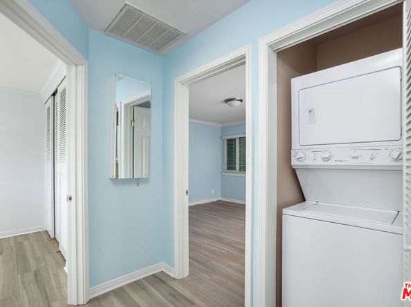 11138 Aqua Vista Street 3, Studio City CA 91602