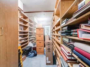 10409 Riverside Drive 203, Toluca Lake CA 91602