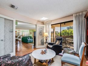 10409 Riverside Drive 203, Toluca Lake CA 91602