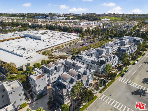 5350 Playa Vista Drive 14, Playa Vista CA 90094