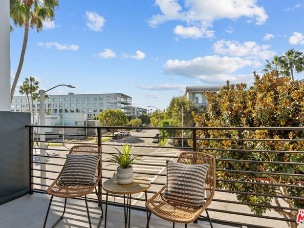 5350 Playa Vista Drive 14, Playa Vista CA 90094