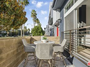 5350 Playa Vista Drive 14, Playa Vista CA 90094