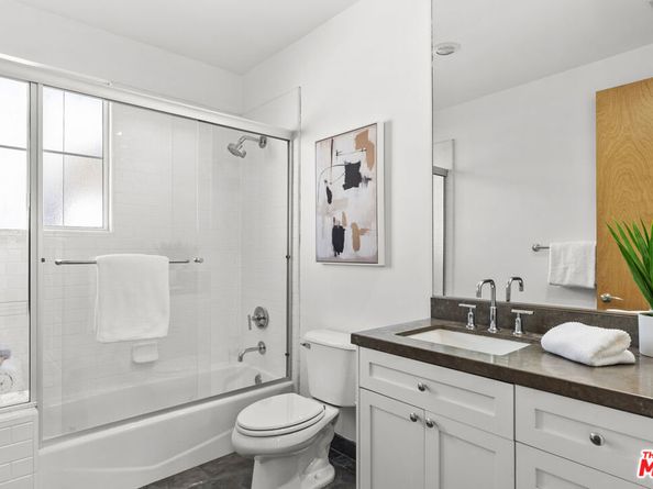 5350 Playa Vista Drive 14, Playa Vista CA 90094