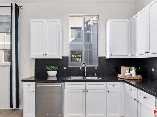 5350 Playa Vista Drive 14, Playa Vista CA 90094