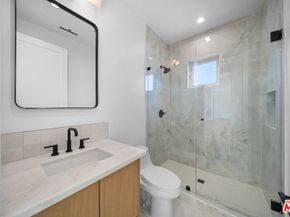 1688 N Sierra Bonita Avenue, Pasadena CA 91104