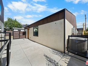 1688 N Sierra Bonita Avenue, Pasadena CA 91104