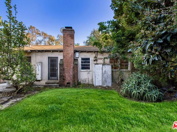 3017 Virginia Avenue, Santa Monica CA 90404