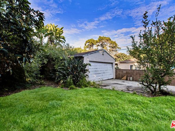 3017 Virginia Avenue, Santa Monica CA 90404