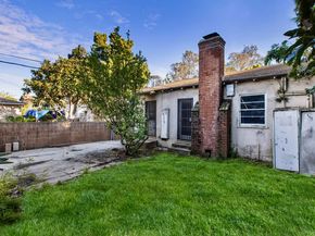 3017 Virginia Avenue, Santa Monica CA 90404