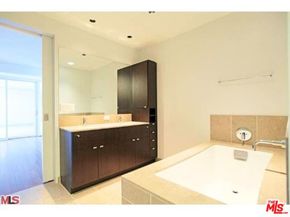 6250 Hollywood Boulevard 4E, Los Angeles CA 90028