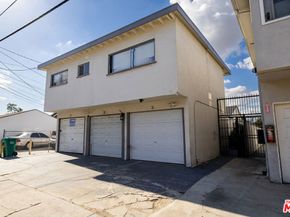 1974 Henderson Avenue, Long Beach CA 90806