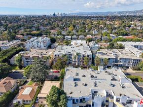 333 Westminster Avenue 204, Los Angeles CA 90020