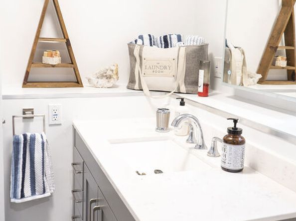 346 Laveta Terrace, Los Angeles CA 90026